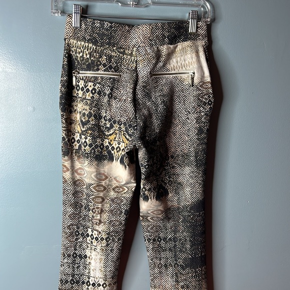 Trousers with Abstract Pattern - Picture 6 of 10